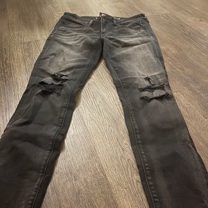 Black distressed AE jeans